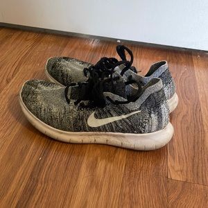 Nike Free Flyknit